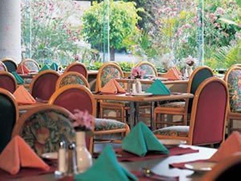 Fiesta Inn Guadalajara Expo Zapopan Exterior photo